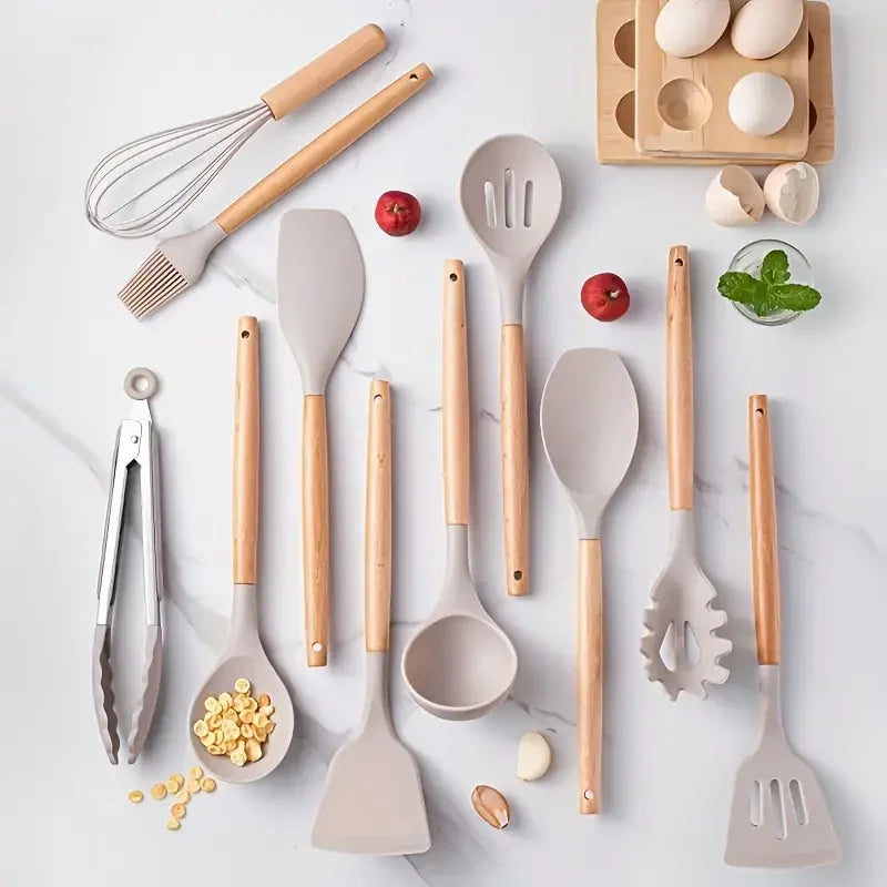 12pcs Set of Multi-color Silicone Wooden Handle
