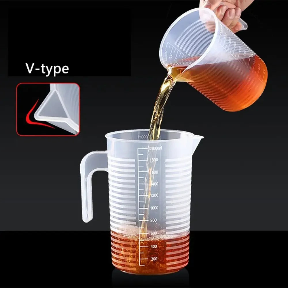 100-5000ml Thickened Plastic Measuring Cup with Scale